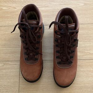 Vasque Brown Hiking Boots